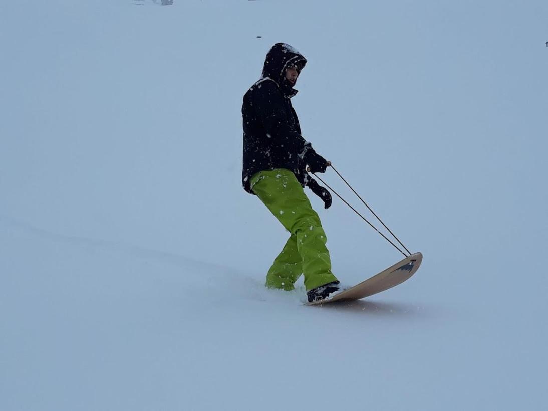 Snow+Surf B&B Lauenen Zewnętrze zdjęcie